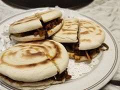孜然羊肉夹馍-羊故事·西北融合菜(华侨城店)
