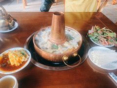 -岳记兴隆·青城腊排铜火锅(融创店)