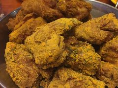 -BHC炸鸡(明洞总店)