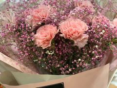 -何兮花店·气球派对鲜花店(马桥银春路万科城店)