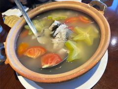 黎家织妹酸鱼汤-蜈支洲岛珊瑚酒店临海阁中餐厅