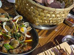 -蚝堡海鲜·威海菜·海肠捞饭·烧烤·亚洲吃蚝公司(幸福门店)
