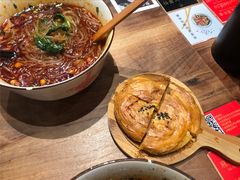 -麻婆婆白家肥肠粉(海岸城店)