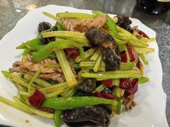 -褒河栈道渔庄(建工路总店)