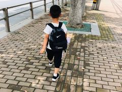 -上海虹桥西郊假日酒店