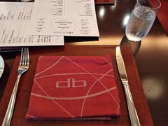 -db Bistro & Oyster Bar by Daniel Boulud(滨海湾金沙店)