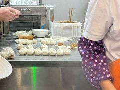 -老西白点心店