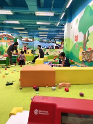 -莫莉幻想儿童乐园(武汉保利广场店)