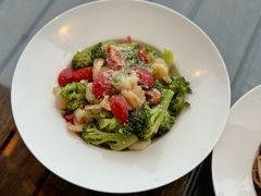 西兰花虾仁油醋酱沙拉-黄山悦榕庄明月白云餐厅