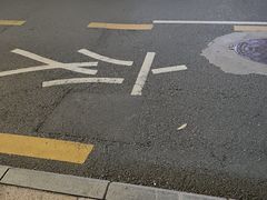 -中航城君尚购物中心