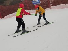 -荣盛康旅野三坡滑雪场