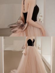 -艾米丽婚纱礼服