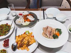 -满江红四季餐厅 · 国家五钻级酒家(新纪元大酒店店)