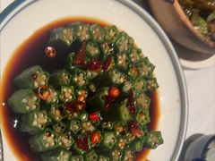 -八府香鸭·啫啫煲(华山路店)