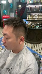 -海文先生国潮烫染男士理发馆