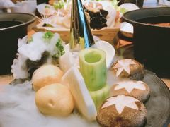 -呷哺呷哺(融创茂店)