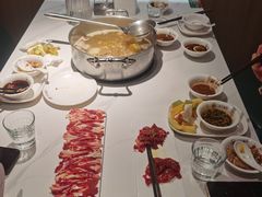 -潮牛壹号鲜牛肉火锅(世界城广场店)