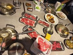 -张哞哞·鲜切牛肉自助火锅(高德置地店)