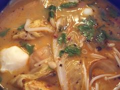 -小蛮椒麻辣烫·麻辣拌(青浦宝龙店)