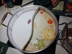 -椰子湾·海南火锅·糟粕醋·椰子鸡(正大广场店)