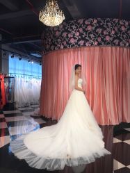 -珠海女王嫁衣馆(珠海左右创意园店)