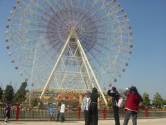 -七彩云南欢乐世界