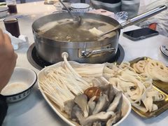 -刘少华贵州小黄牛·鲜牛肉火锅(总店)