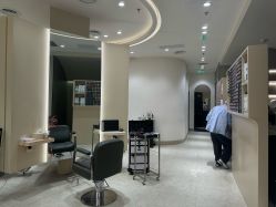 -Mentor Hair Salon