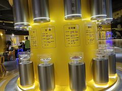 -周黑鸭(武汉汉阳区江城大道永旺店)