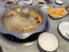 -光头药膳鸡(莱茵小镇店)
