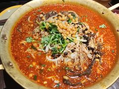 -张翻越·川渝冒菜·武汉黑鸭煲(城北万象城店)