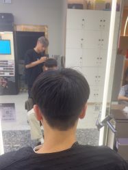 点击看大图 -苏豪路易士·嘉玛发廊