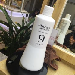 -塞巴斯汀SEBASTIAN专业美发店