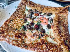 鸡蛋蘑菇熏肉荞麦可丽饼-RAC BAR(安福路店)