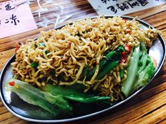 海鲜炒面-老地方美食