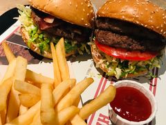 -The Habit Burger Grill 哈比特汉堡(复兴soho店)