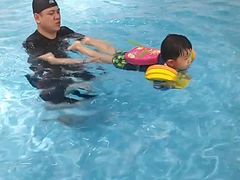 -爱睿思儿童早教亲子游泳(万象城店)