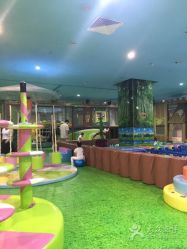 -汤姆小鸟(无锡宝龙广场店)