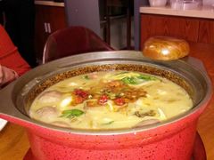 -周鱼小馆石锅酸菜鱼(活力汇店)