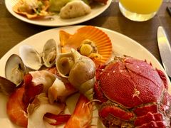 -大中华希尔顿酒店-念自助餐·嗨啤·小龙虾
