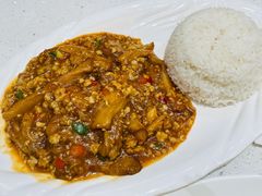 鱼香茄子饭-香港新发烧腊茶餐厅(水围店)