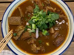 -CowCow其其·牛杂咖啡公司(六运店)
