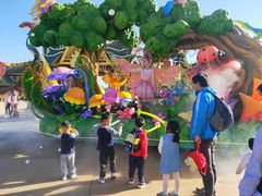 -七彩云南欢乐世界