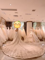 点击看大图 -GRACE KELLY婚纱与礼服(北京店)