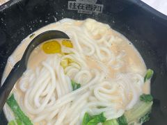 -桂在香知桂林米粉(红博中央公园店)