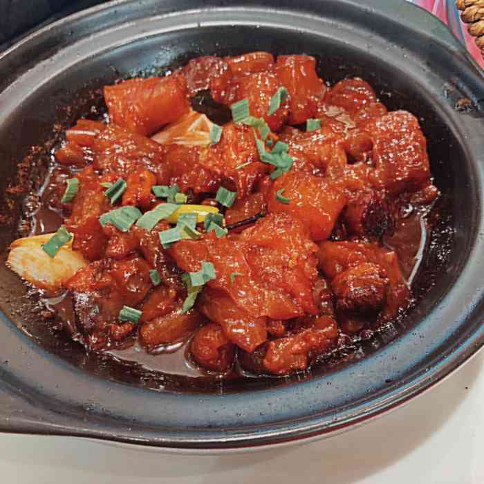 食里百香湖鲜馆(华庄商业广场店)-"菜品原材料很新鲜,量足,服务态度