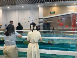 -鱼乐贝贝婴幼儿游泳中心(梅江印象城店)