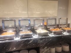 -广州汇华希尔顿逸林酒店