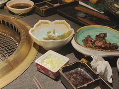 -铭牛烧肉·和牛海鲜自助(高新月牙湖店)