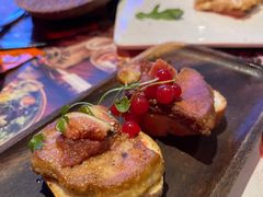 法式香煎鹅肝配焦糖苹果-造精酿餐厅
